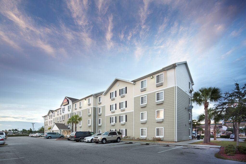 Extended Stay America Select Suites - Fort Myers Eksteriør billede