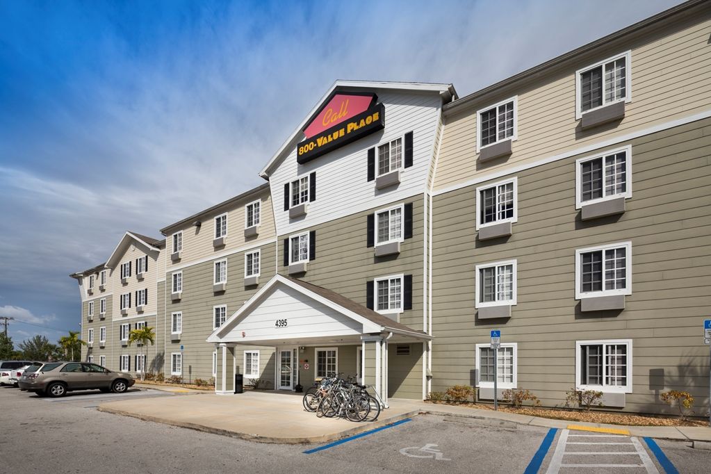 Extended Stay America Select Suites - Fort Myers Eksteriør billede