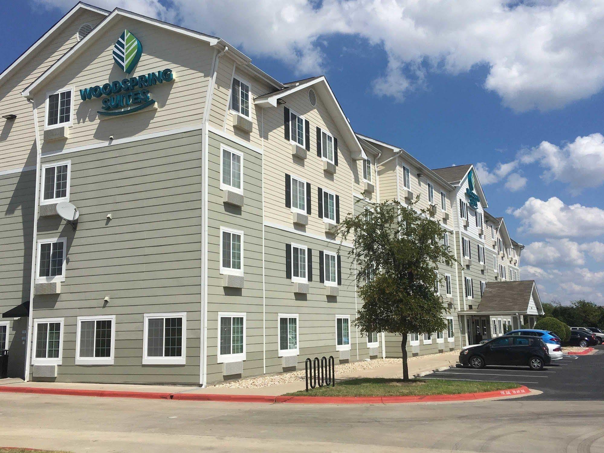 Extended Stay America Select Suites - Fort Myers Eksteriør billede